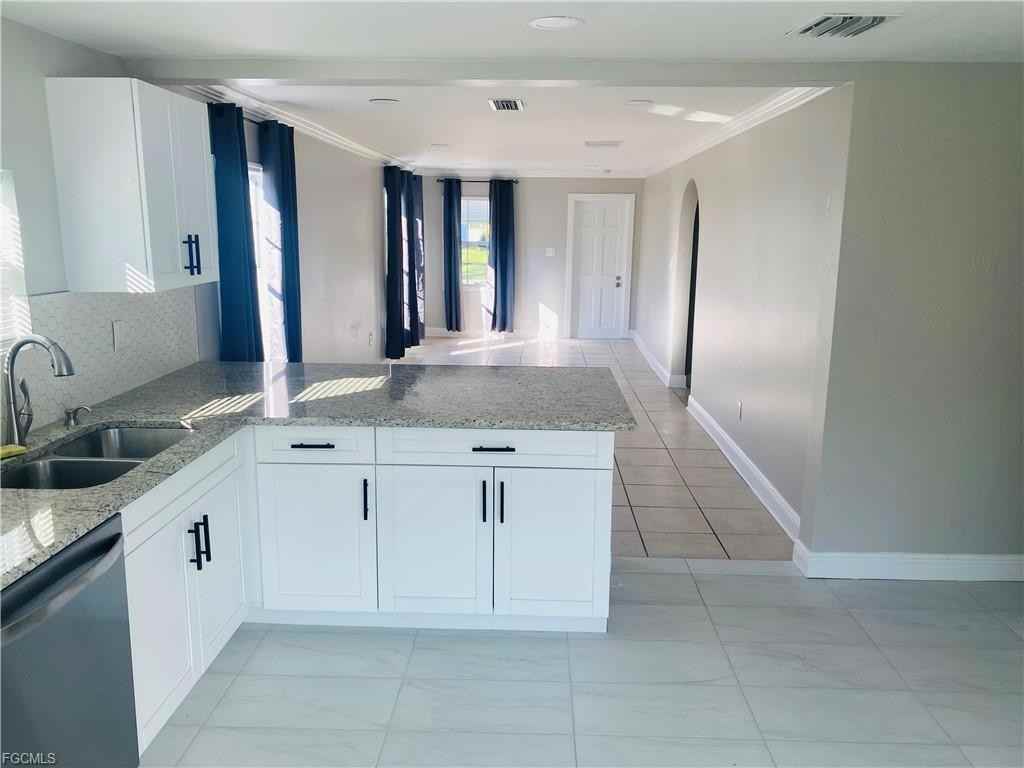 151 7th Street - Photo 4 of 8