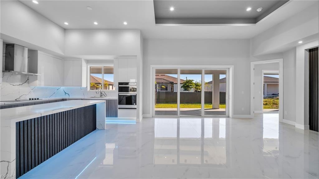 1029 Nw 35th Pl - Photo 2 of 8