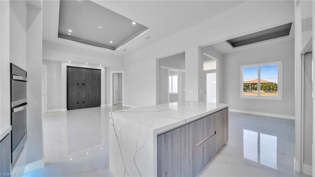 1029 Nw 35th Pl - Photo 6 of 8