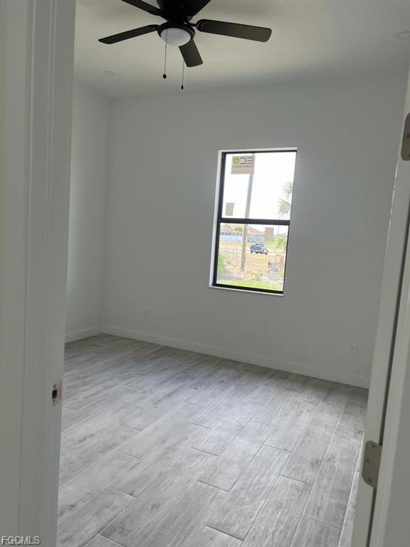 345 Diplomat Pkwy E - Photo 7 of 8