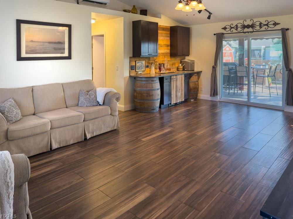 8382 Butternut Rd - Photo 7 of 8