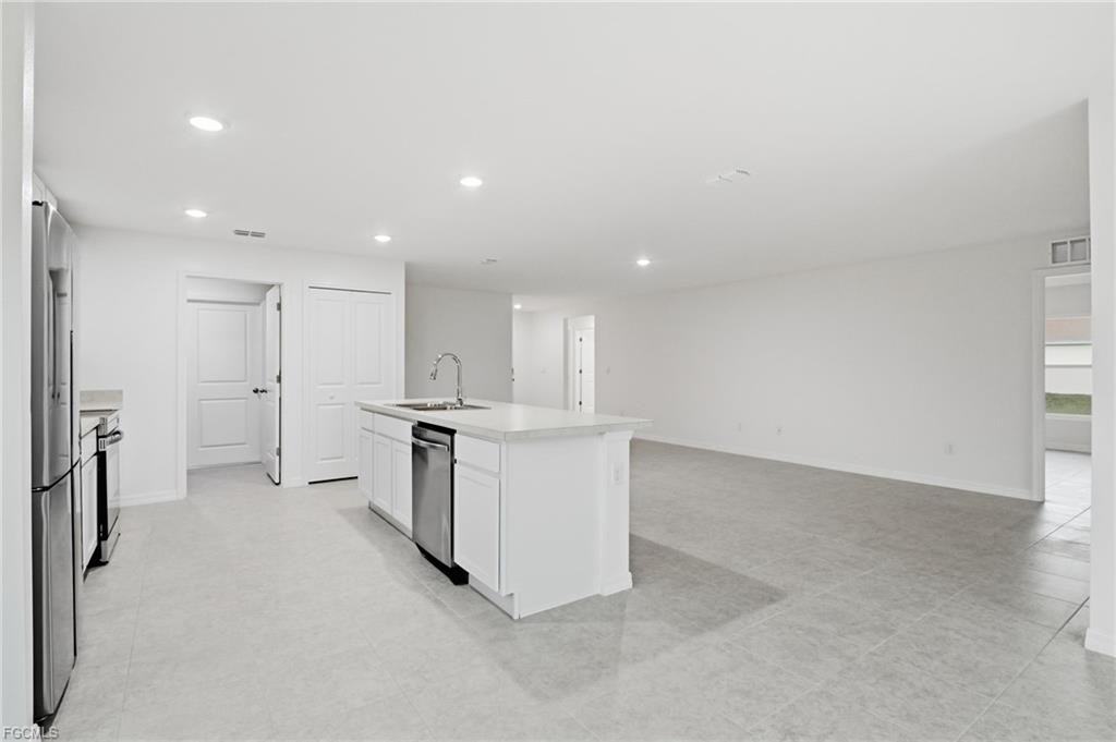 3418 20th Street Southwest - Photo 6 of 8