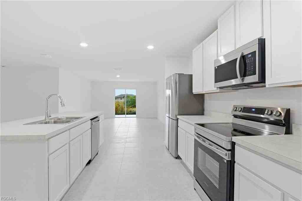 3418 20th Street Southwest - Photo 7 of 8