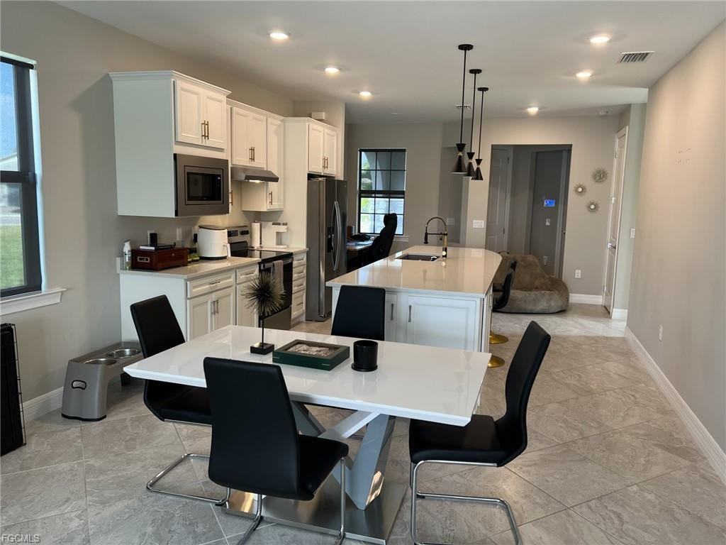 12048 Westmoreland Way - Photo 6 of 8