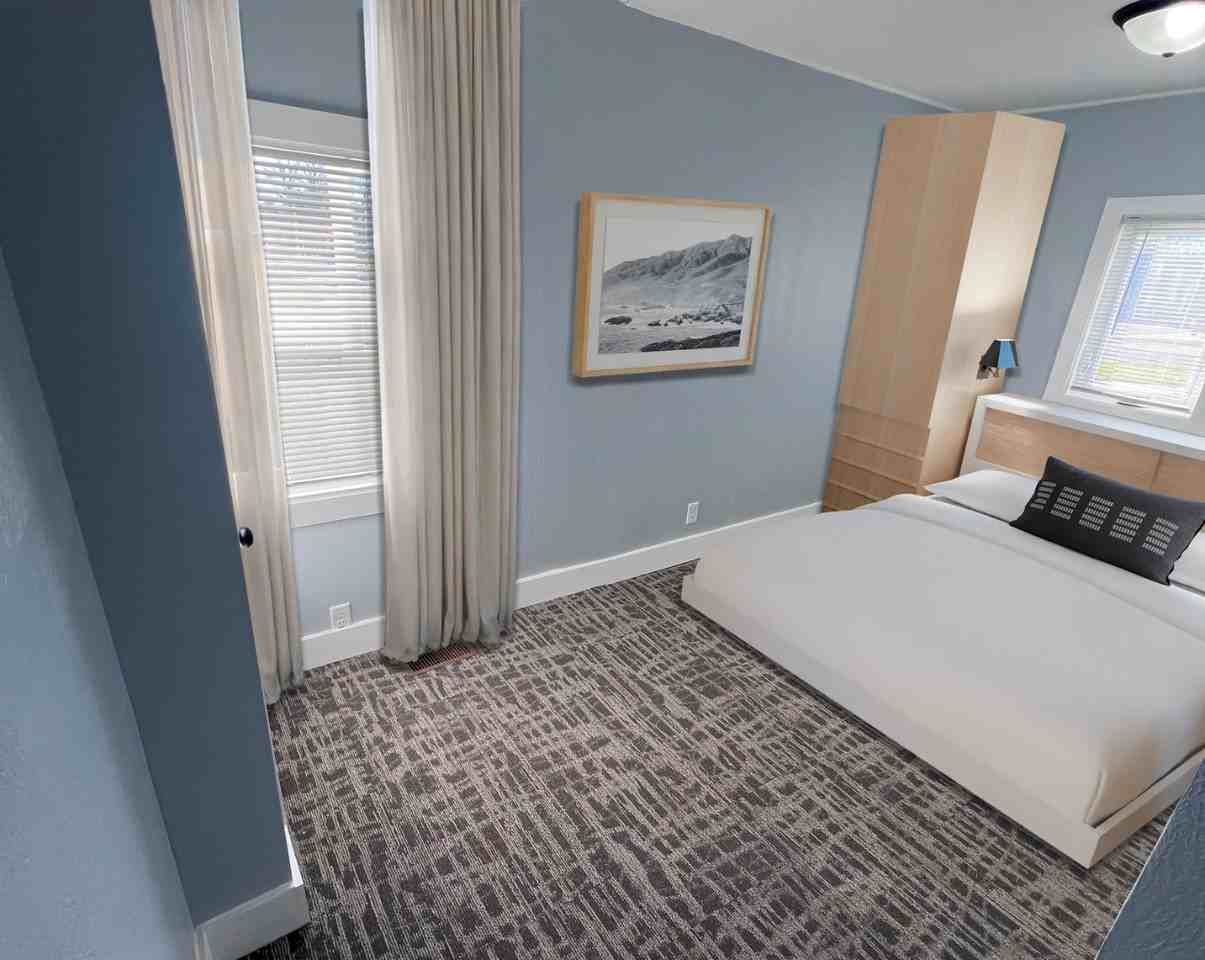 238 South Lincoln Street #1 - Photo 3 of 16