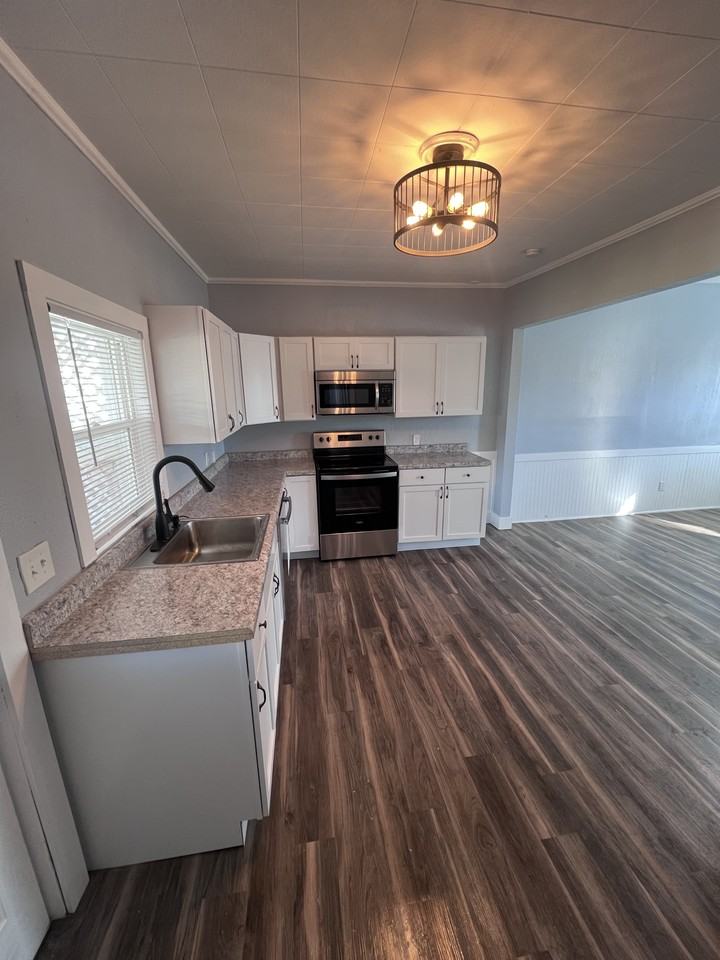 238 South Lincoln Street #1 - Photo 6 of 16