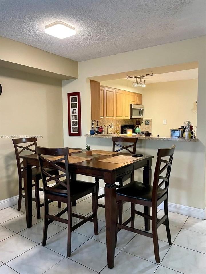 20102 Sw 123rd Dr - Photo 4 of 16