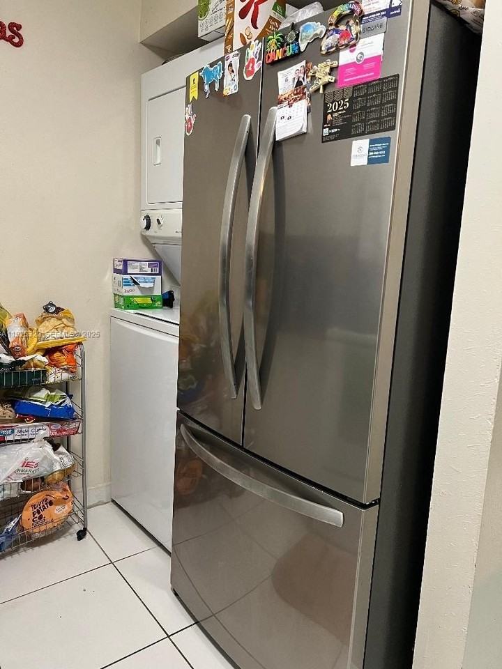 2735 W 66th St #21-23 - Photo 5 of 8