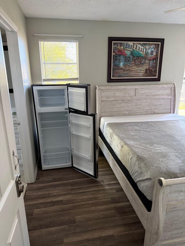 Kimball Avenue - Photo 5 of 14