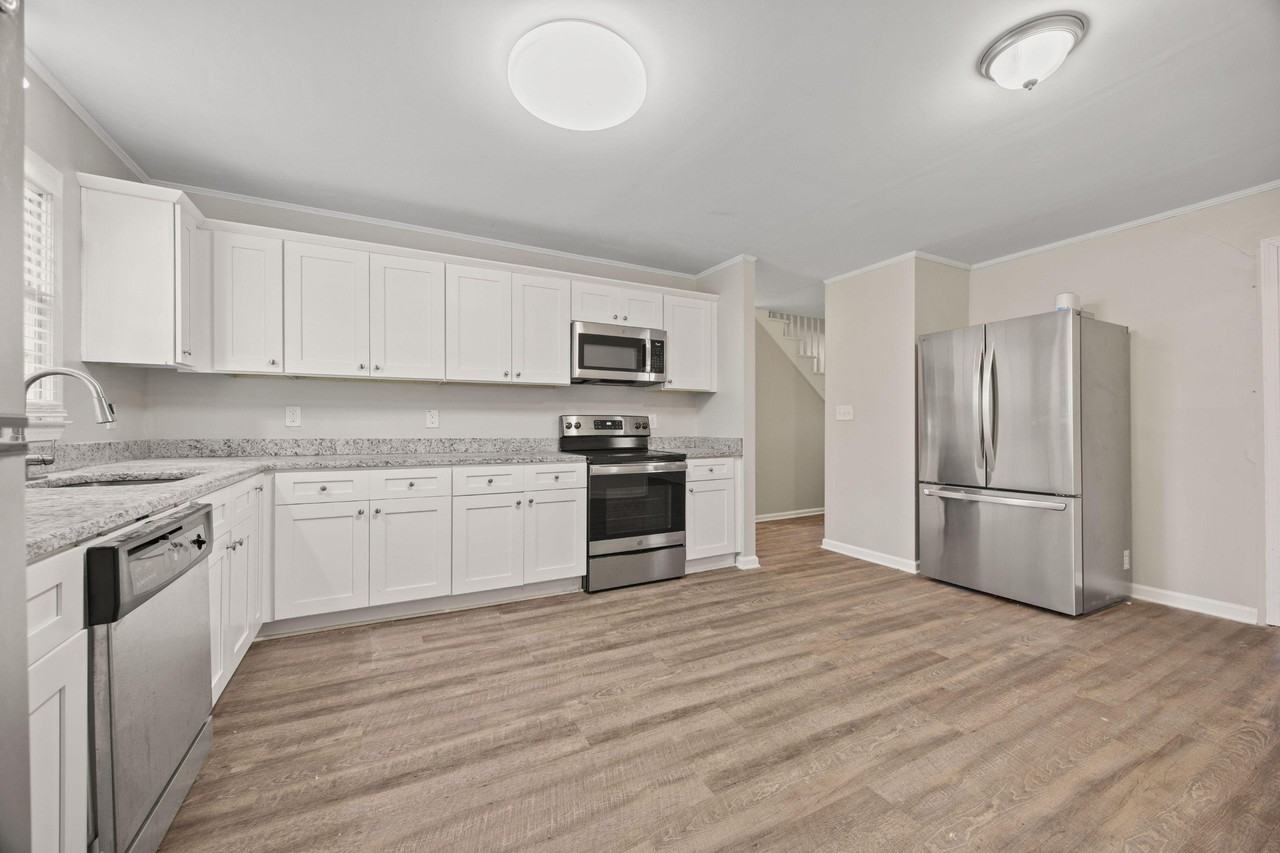 Fern Valley Ct - Photo 5 of 12