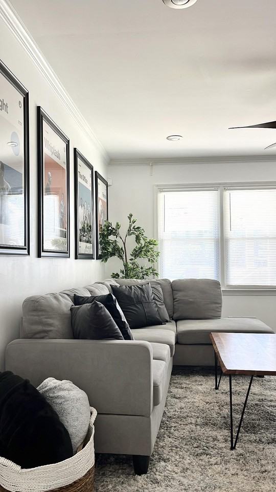 Randall Street - Photo 2 of 11