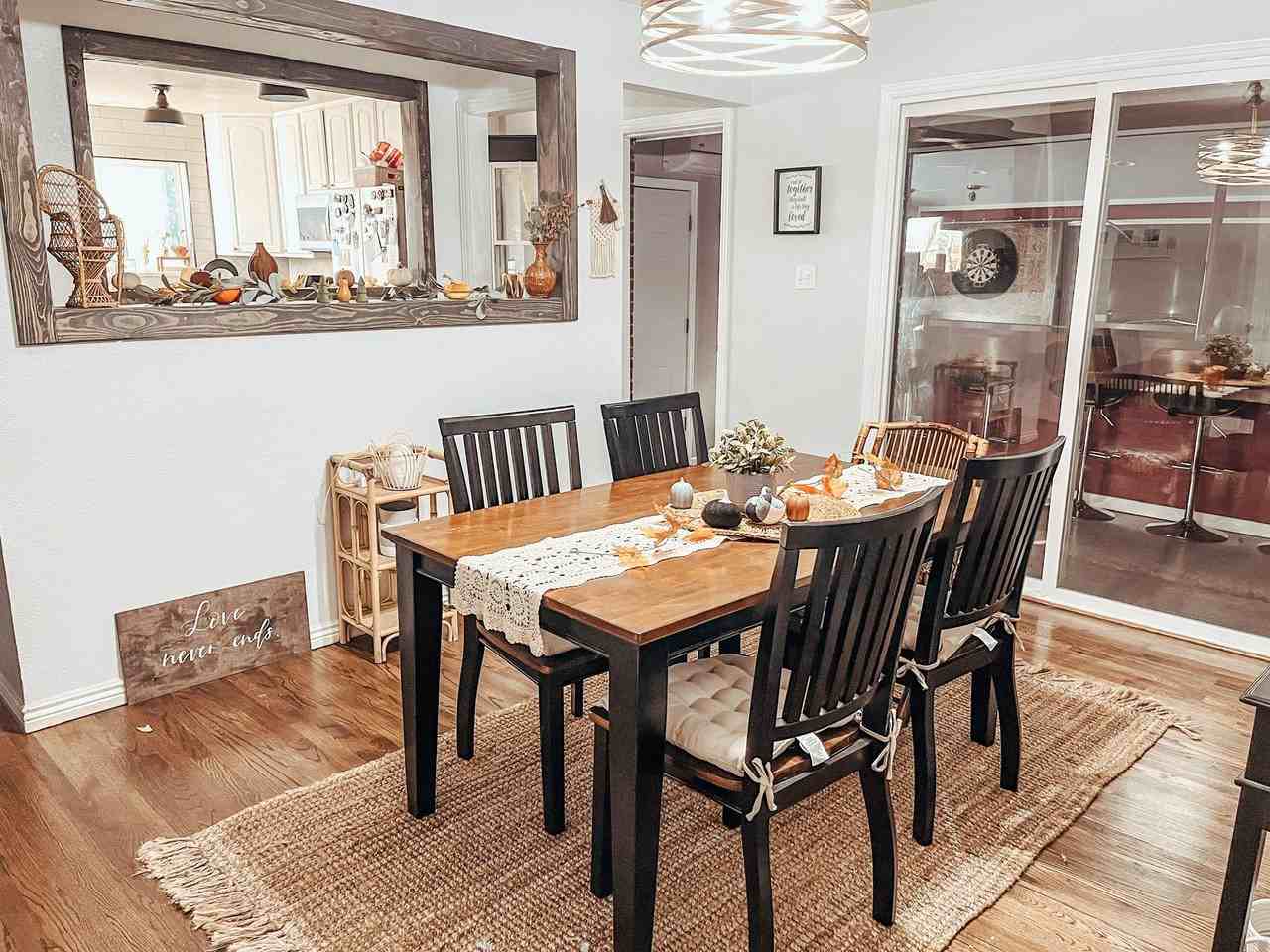 King Street - Photo 5 of 10