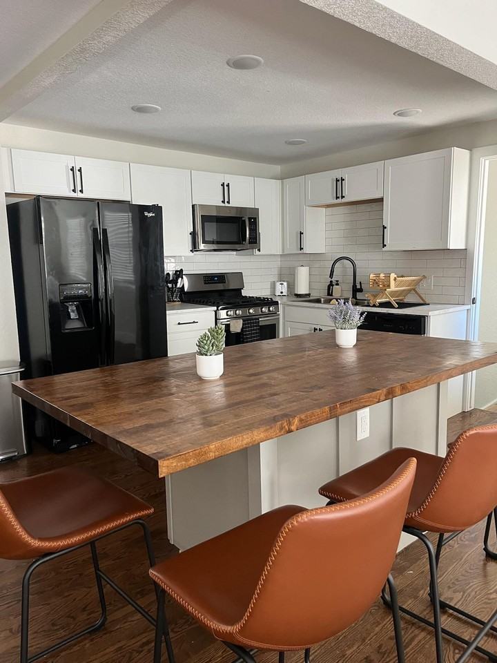 Irving Street - Photo 5 of 11