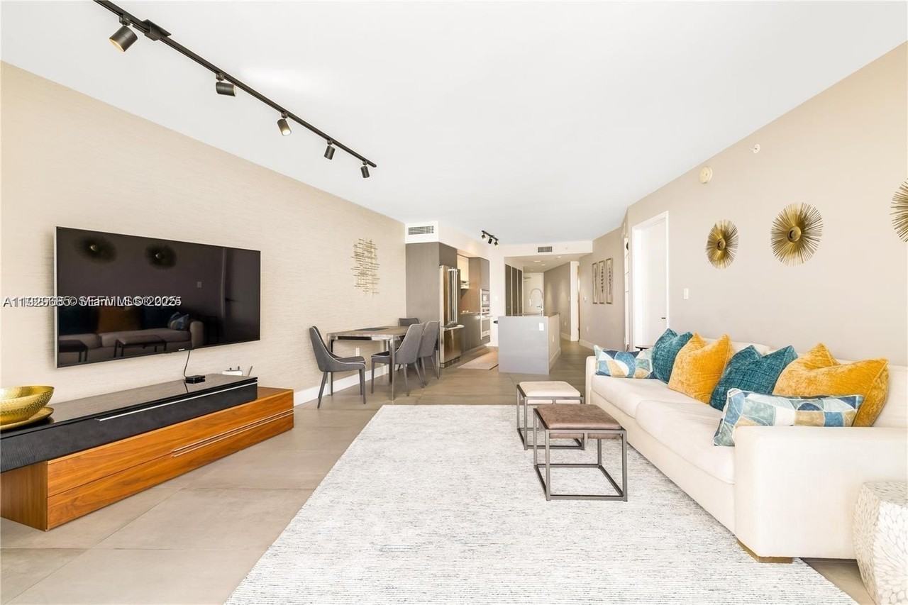 9821 East Bay Harbor Drive #503 - Photo 2 of 44