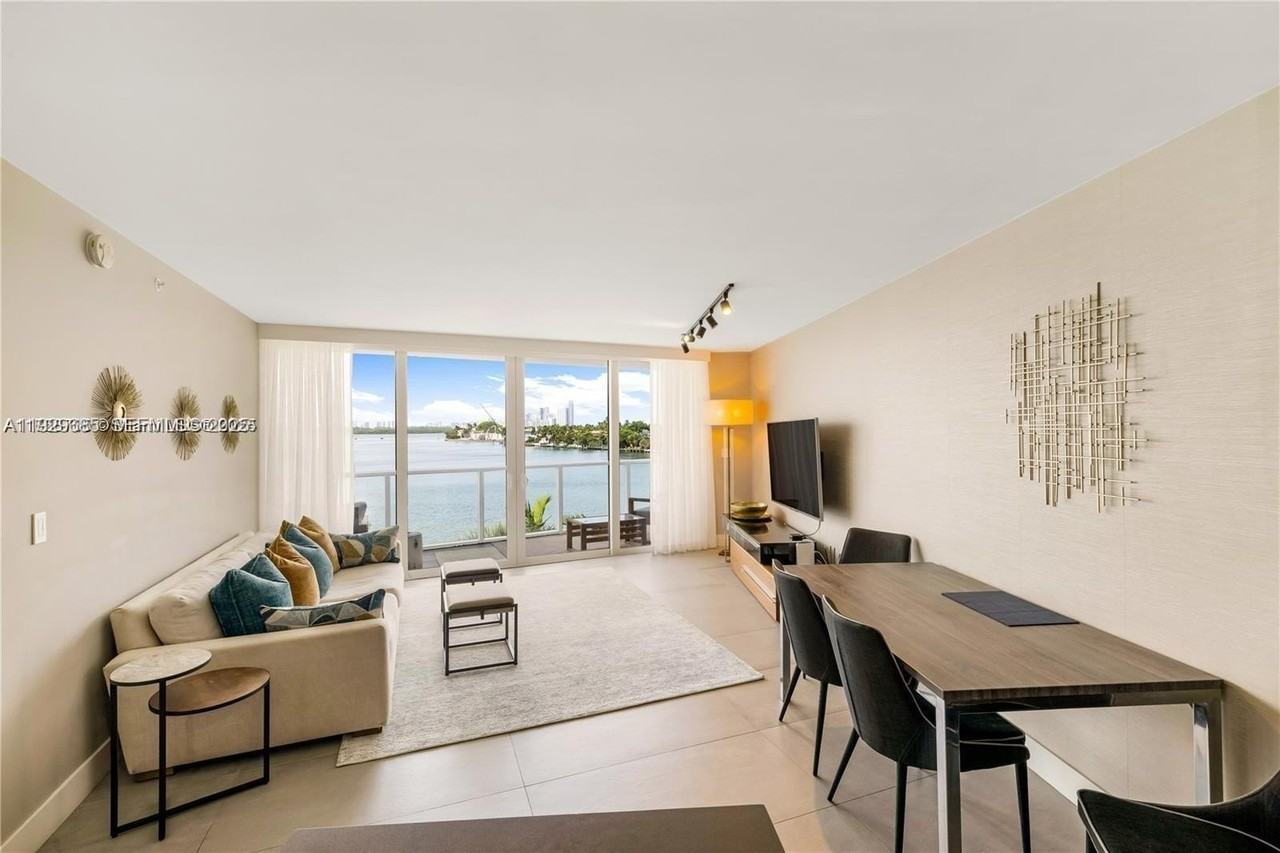 9821 East Bay Harbor Drive #503 - Photo 3 of 44