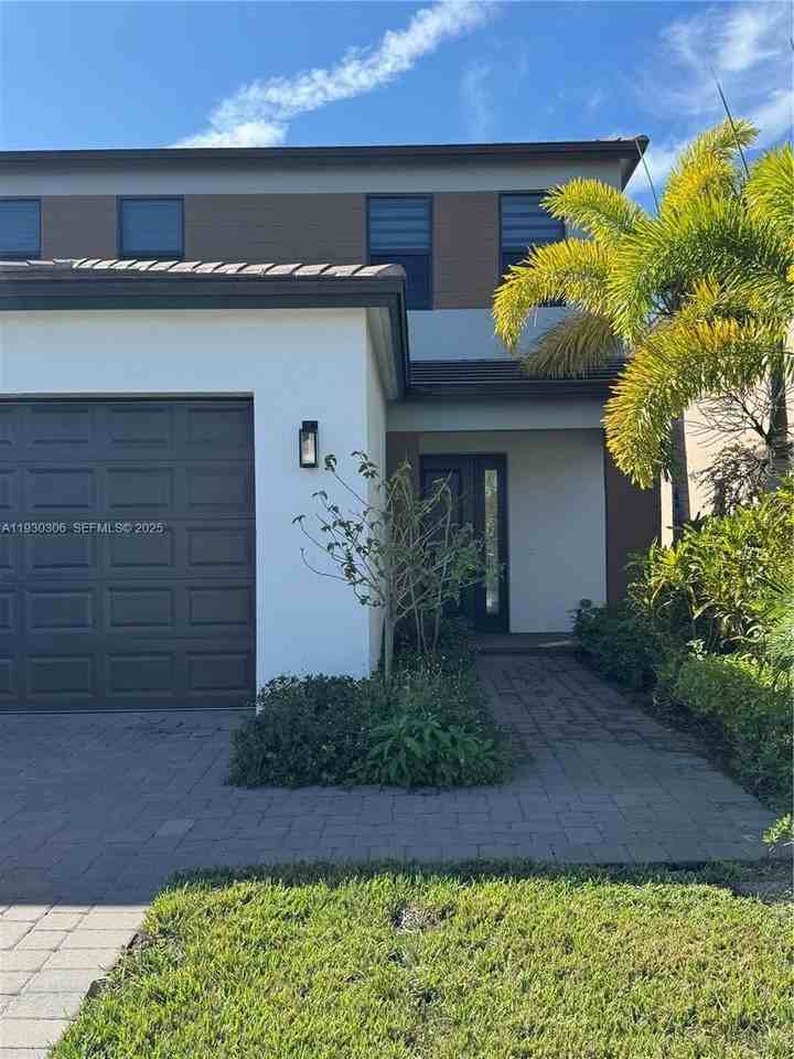 16456 Sea Turtle Place #16456 - Photo 3 of 27