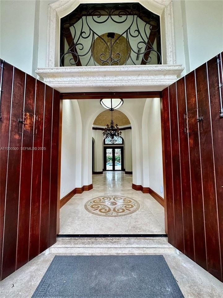 6180 Southwest 132nd Street - Photo 2 of 50