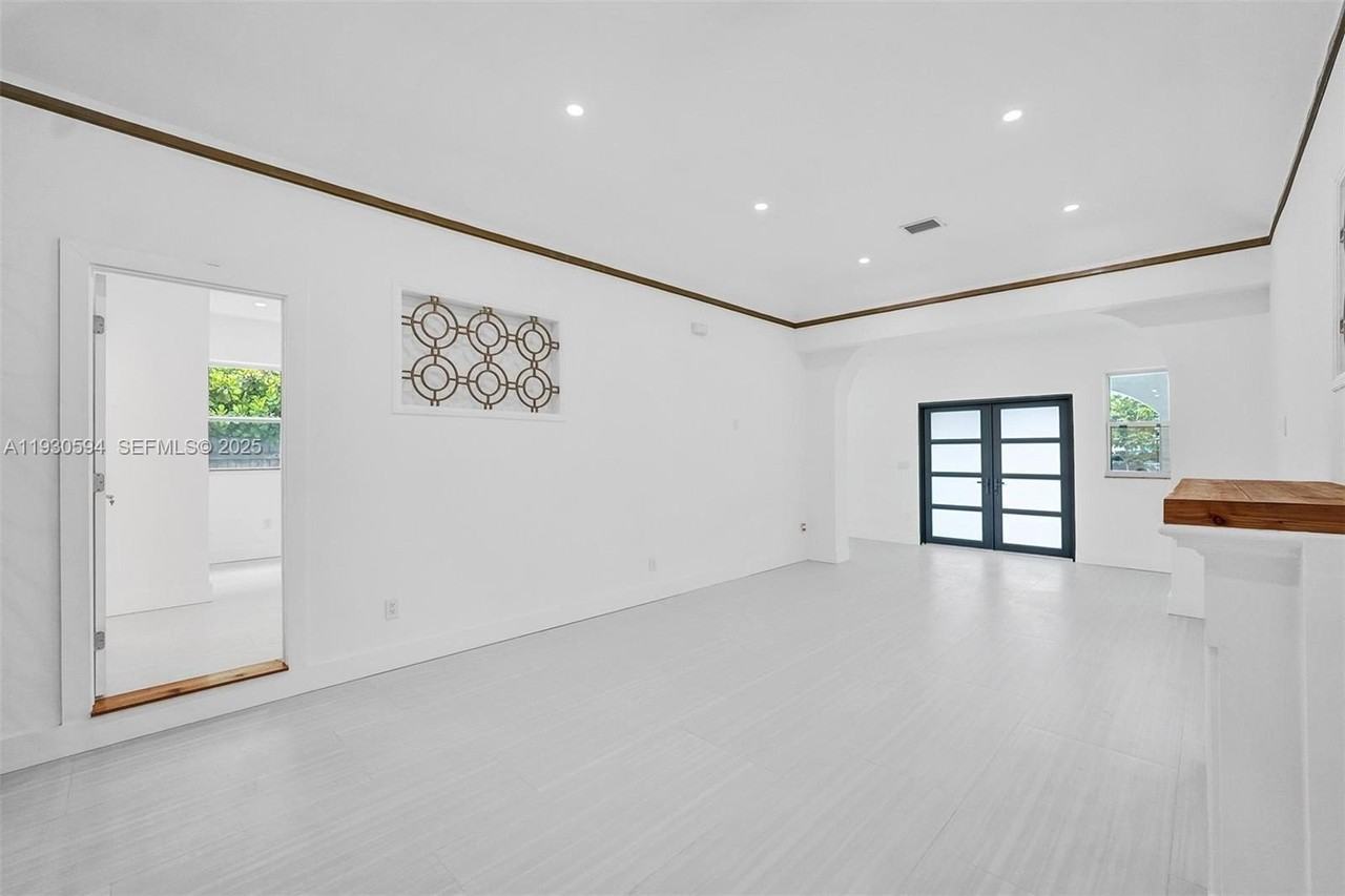 1430 Michigan Avenue - Photo 6 of 39