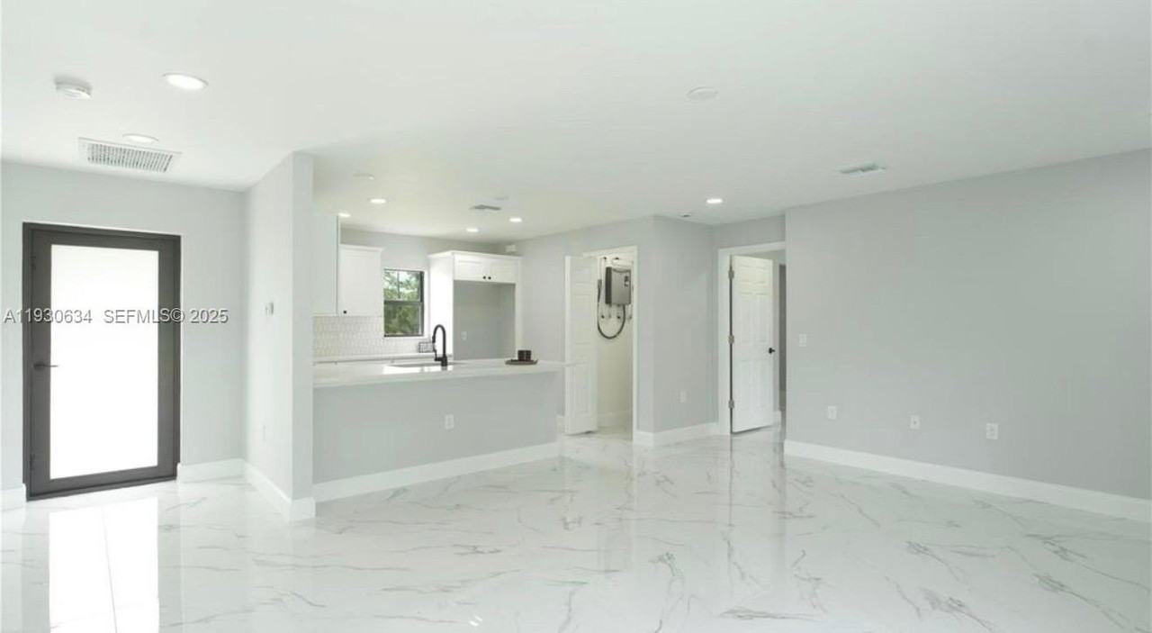 761 Kirkman Avenue #0 - Photo 3 of 19