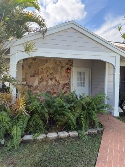 14624 Southwest 143rd Place Circle - Photo 3 of 13