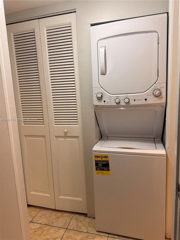 7750 W Mcnab Rd #104 - Photo 5 of 10