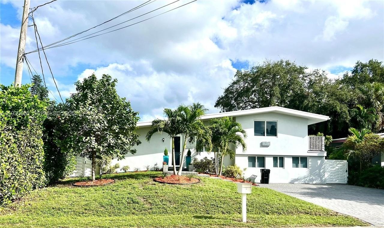 2536 Flamingo Lane #2536 - Photo 5 of 25