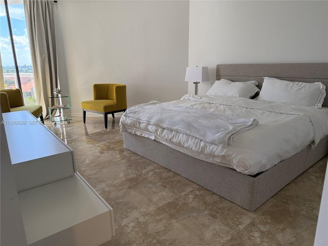 3610 Yacht Club Dr #713 - Photo 5 of 12