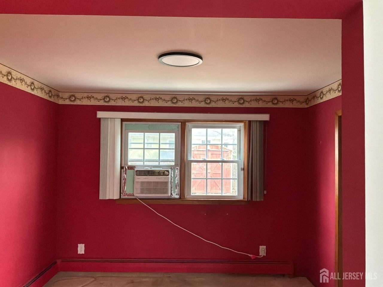 8 Montclair Avenue - Photo 4 of 15