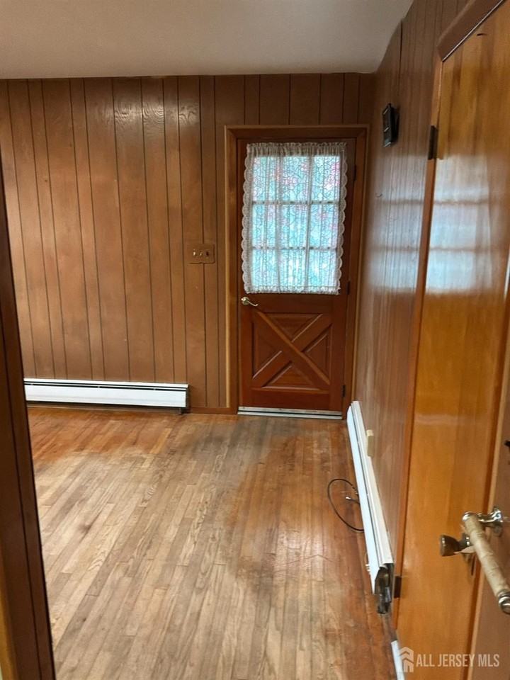 8 Montclair Avenue - Photo 7 of 15