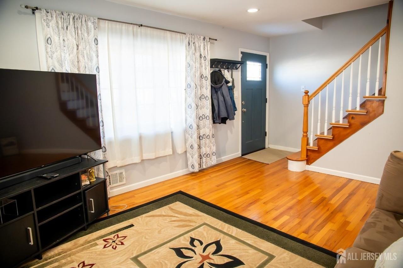 13 Eberly Place - Photo 3 of 12