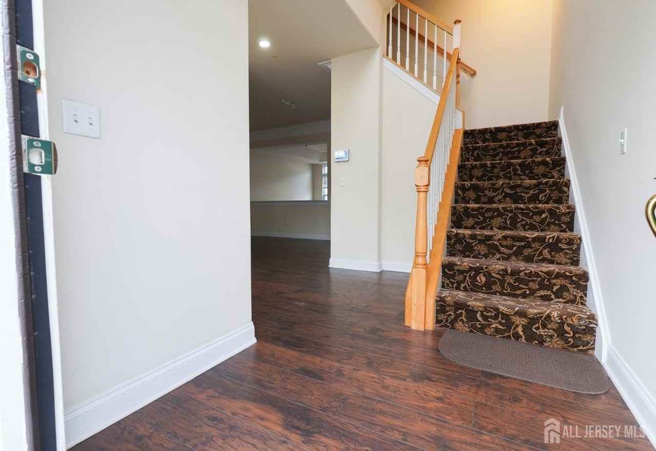 456 Hancock Street - Photo 2 of 27