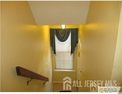 1406 Woodbridge Commons Way - Photo 4 of 16