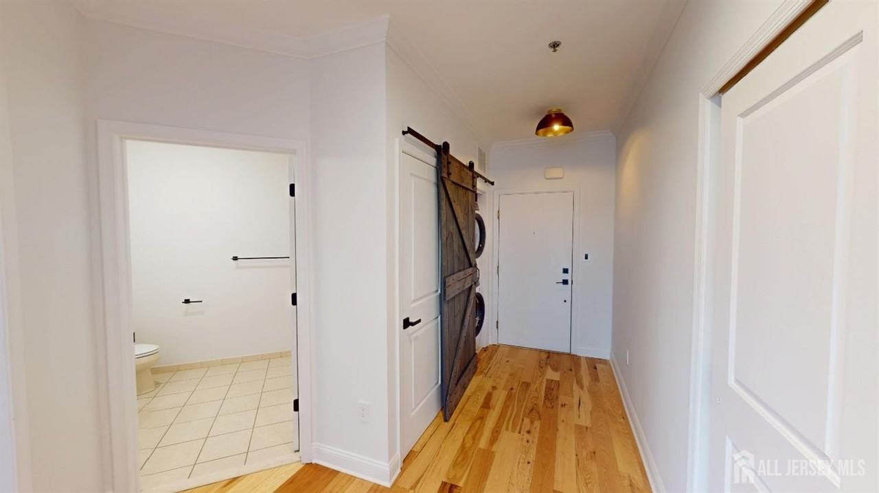 6406 Fernandez Court - Photo 7 of 36