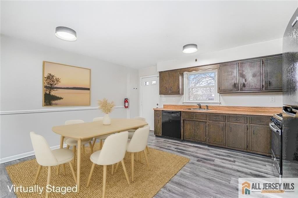 1036 Apache Street #B - Photo 7 of 26