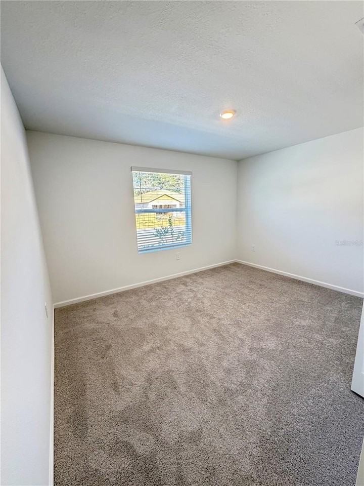 4212 82nd Avenue - Photo 6 of 36