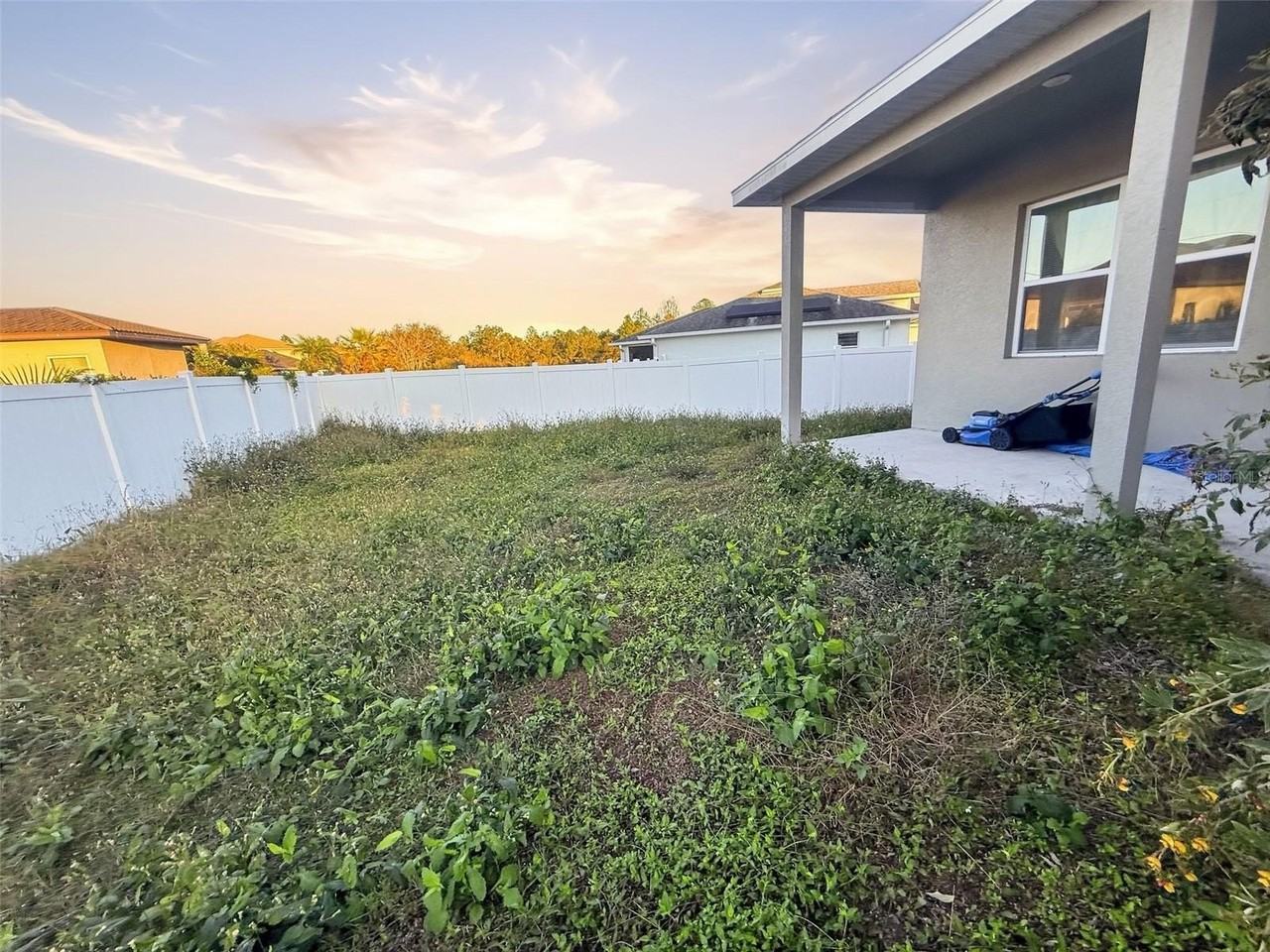 717 Robin Court - Photo 6 of 35