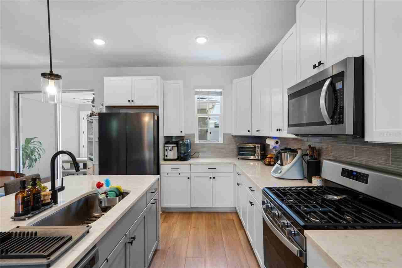 1859 Island Village Way - Photo 3 of 48