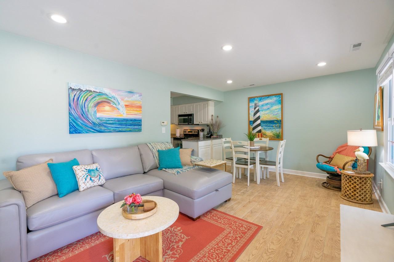 598 Pinewood Drive #1 - Photo 5 of 26