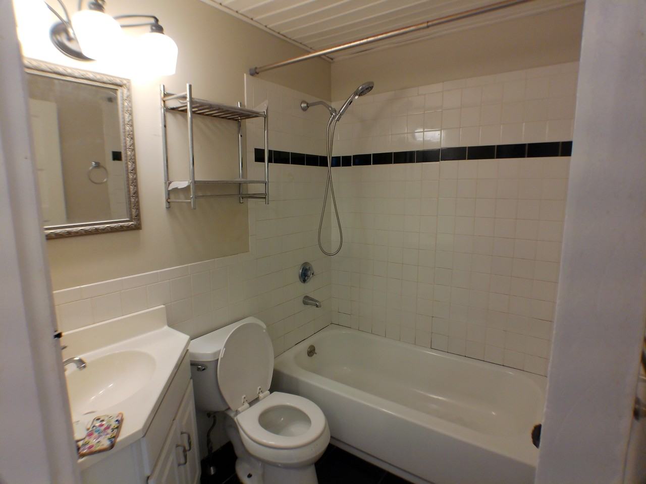 1303 Smith Street #1 - Photo 5 of 13