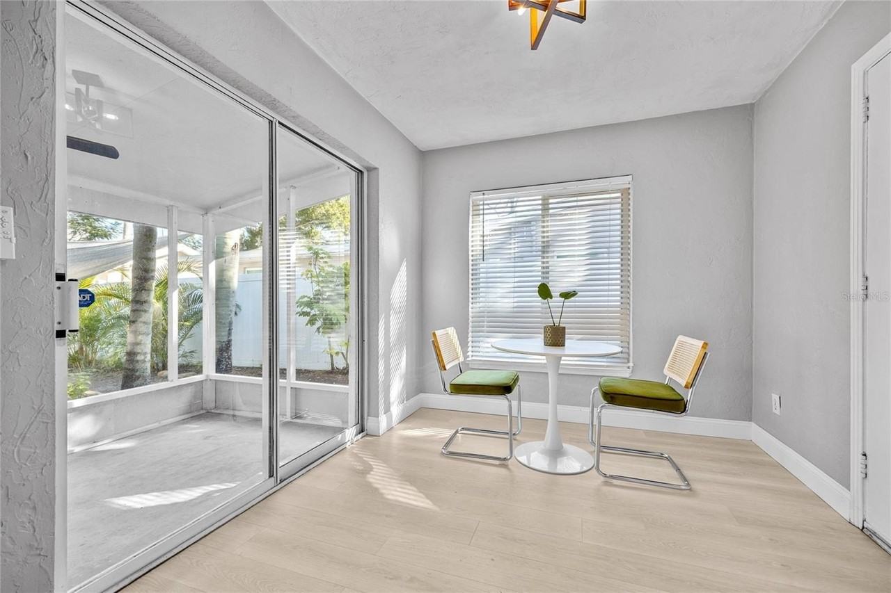 1513 56th Avenue North - Photo 4 of 45