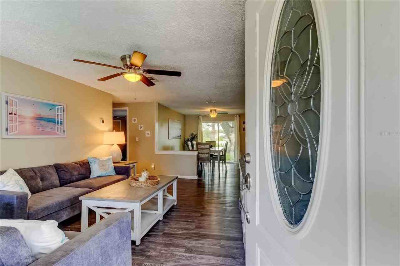 12529 Mondragon Drive - Photo 3 of 48