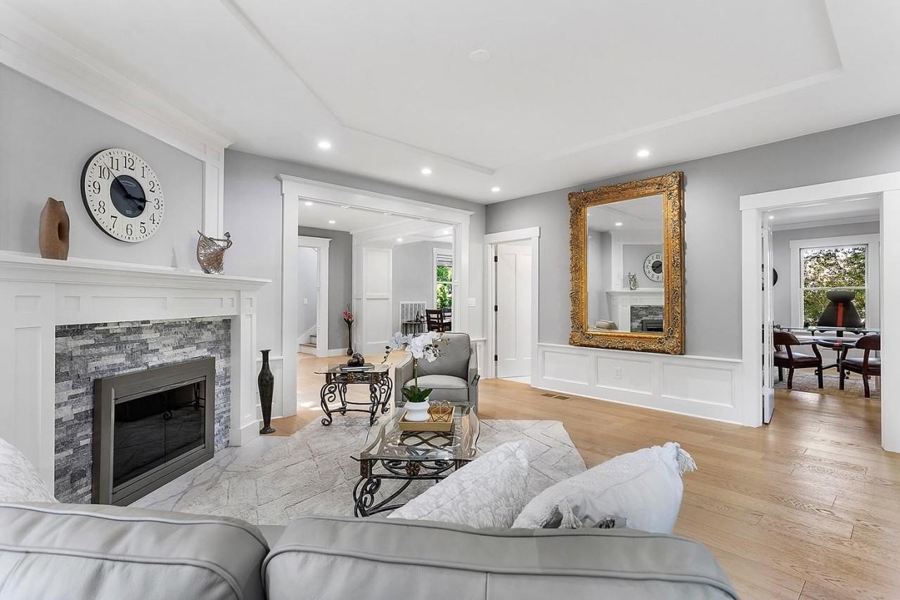 14275 Saratoga Avenue - Photo 3 of 35