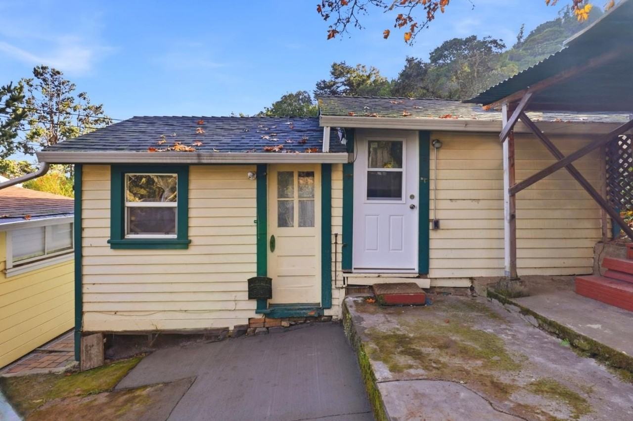 500 Humboldt Road - Photo 3 of 25