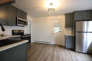 featured image of 208 Center Street