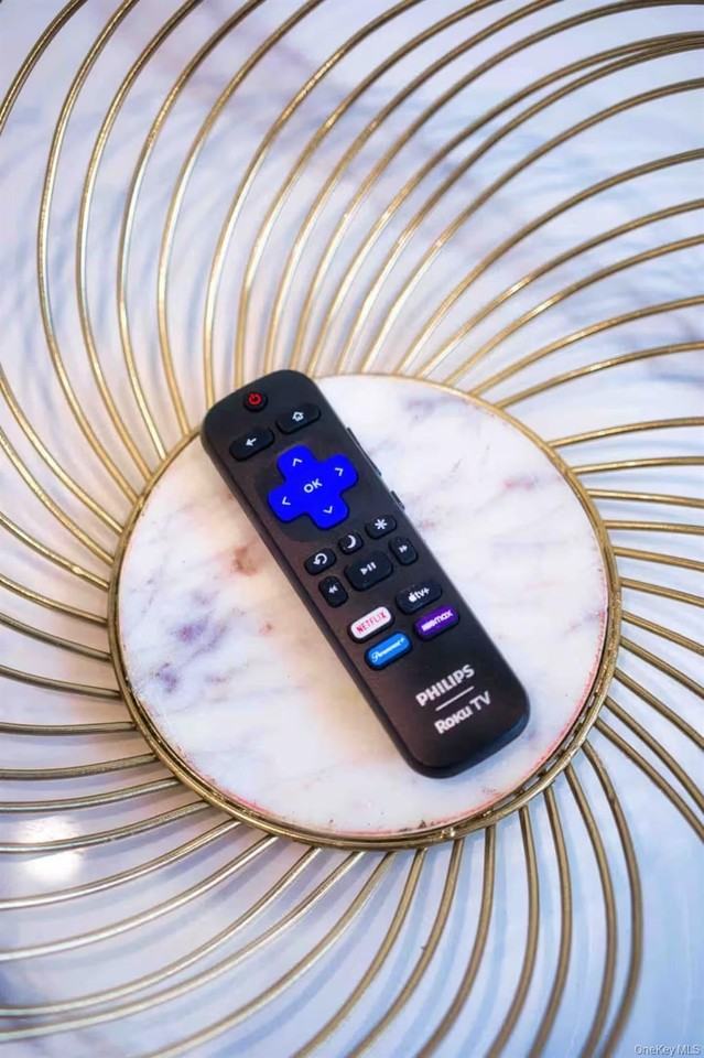 1512 Nostrand Ave - Photo 5 of 17