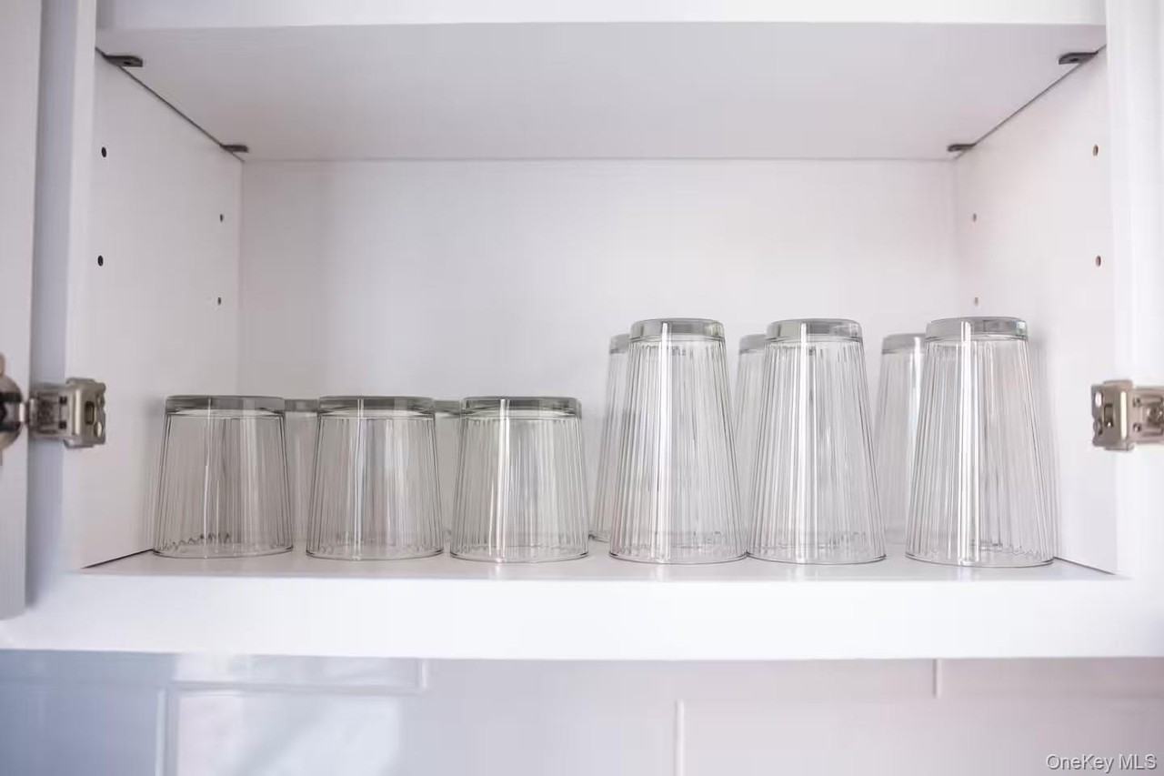 1512 Nostrand Ave - Photo 7 of 16