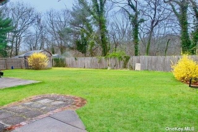 117 Blydenburgh Avenue - Photo 4 of 26