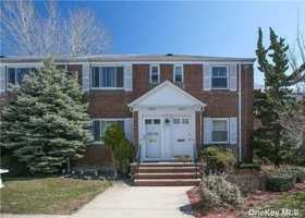 featured image of 245a Union Turnpike