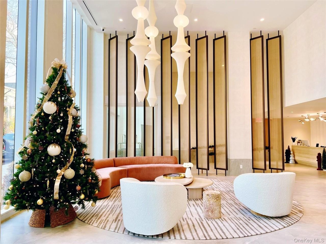 3055 Vernon Blvd Unit 6g #6G - Photo 2 of 16