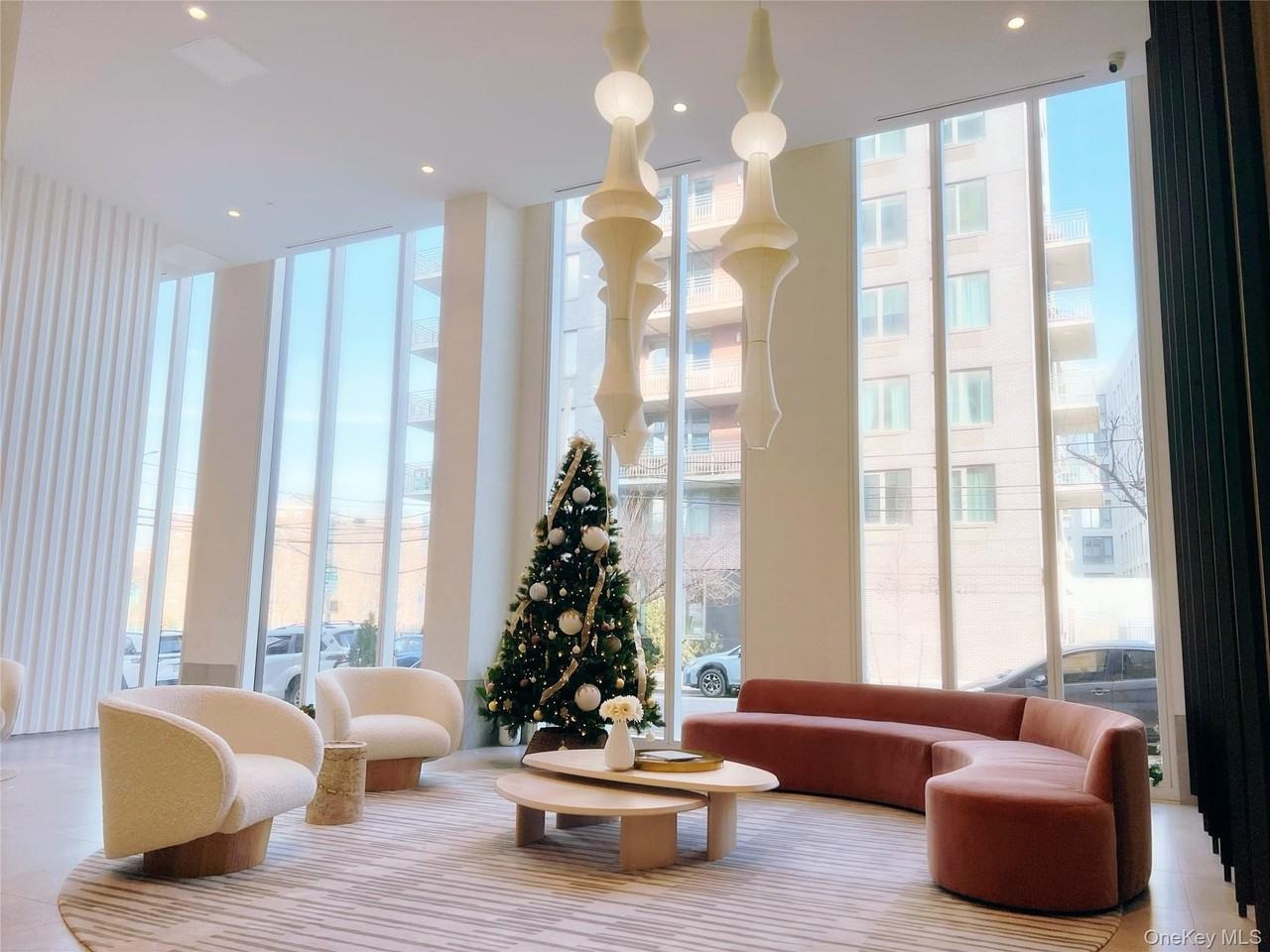 3055 Vernon Blvd Unit 6g #6G - Photo 3 of 16